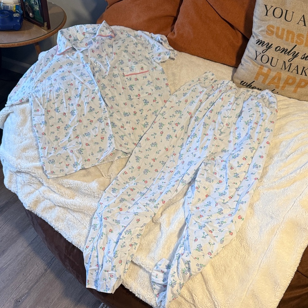 Floral Pajama Set vintage shabby chic
